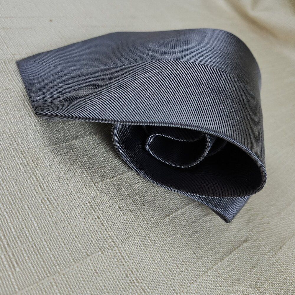 Vintage Massini 100% Silk Necktie, Thin Gray Vertical & Horizonal Stripes